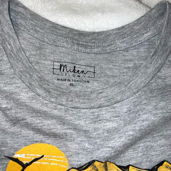 Cropped Tee - Picture 2 of 2